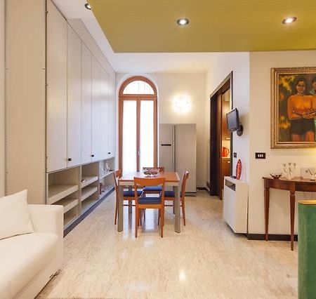 Apartament Deluxe Quattro Spade Верона Екстериор снимка