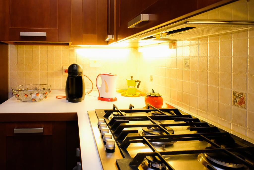 Apartament Deluxe Quattro Spade Верона Екстериор снимка