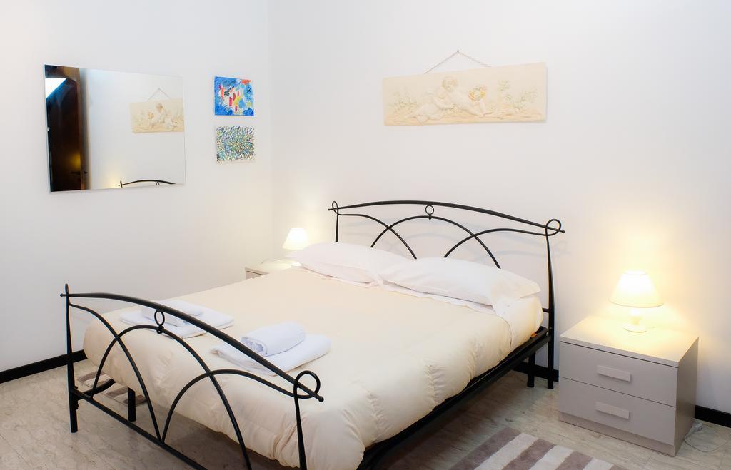 Apartament Deluxe Quattro Spade Верона Екстериор снимка