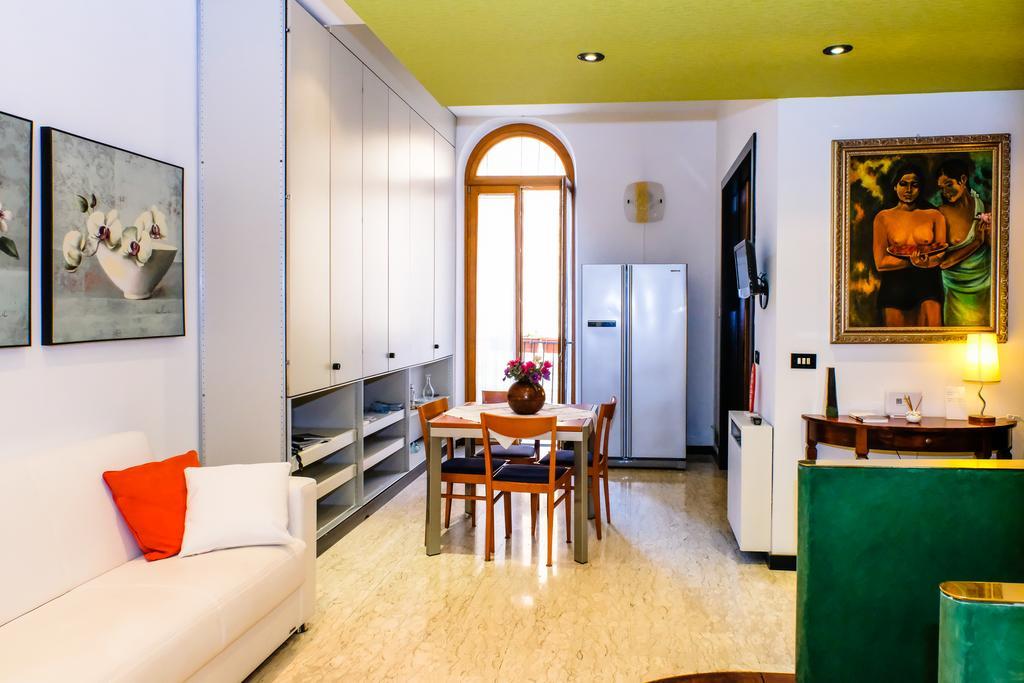 Apartament Deluxe Quattro Spade Верона Екстериор снимка