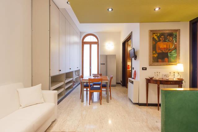 Apartament Deluxe Quattro Spade Верона Екстериор снимка